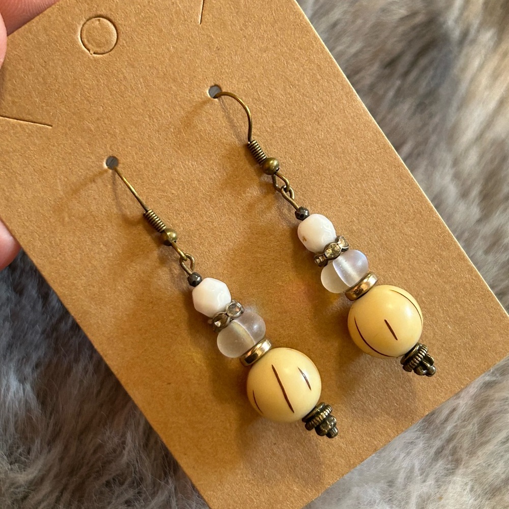 Handcrafted vintage bead milk glass faceted hematite dangle earrings